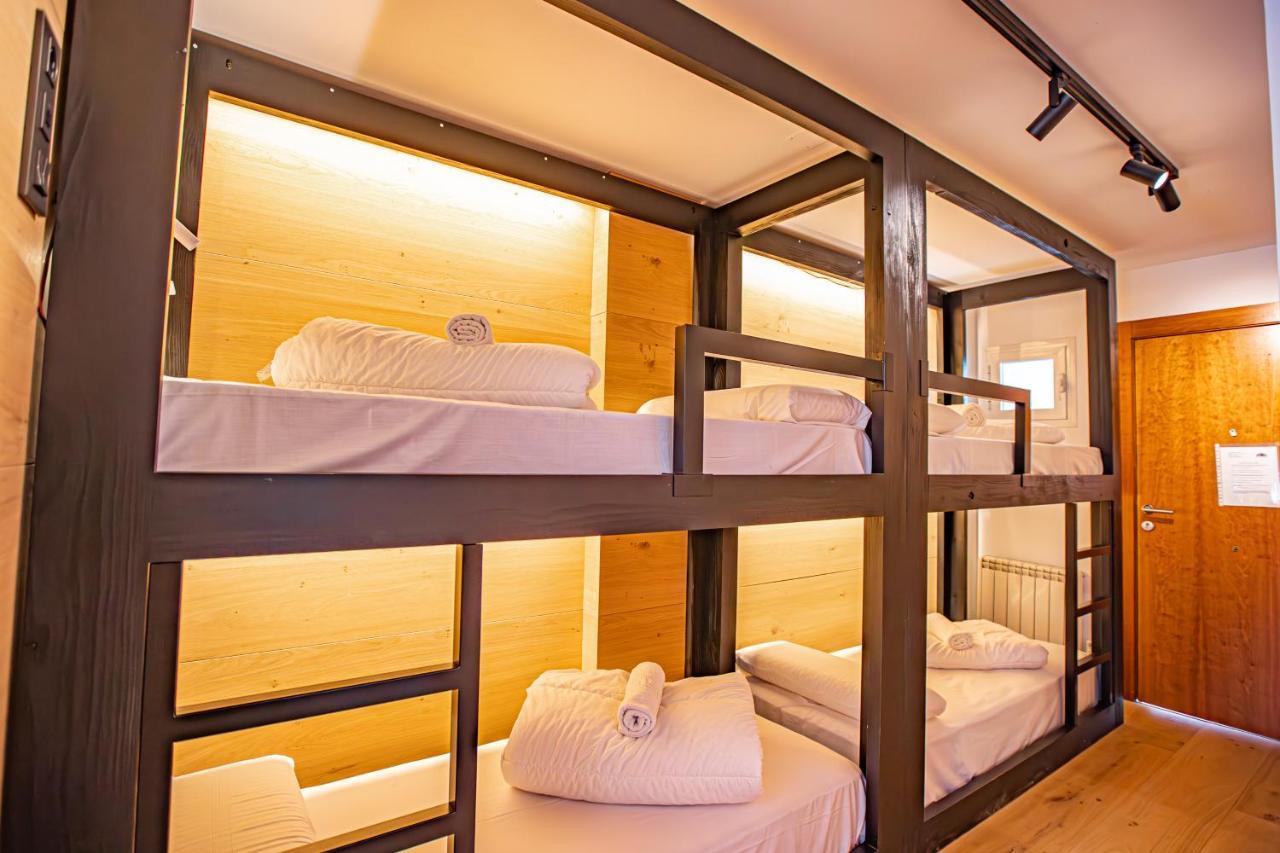 Holidays, Edificio Serraneu, Sierra Nevada 4 Personas Y Parking Екстериор снимка