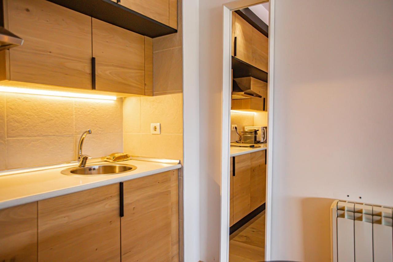 Holidays, Edificio Serraneu, Sierra Nevada 4 Personas Y Parking Екстериор снимка