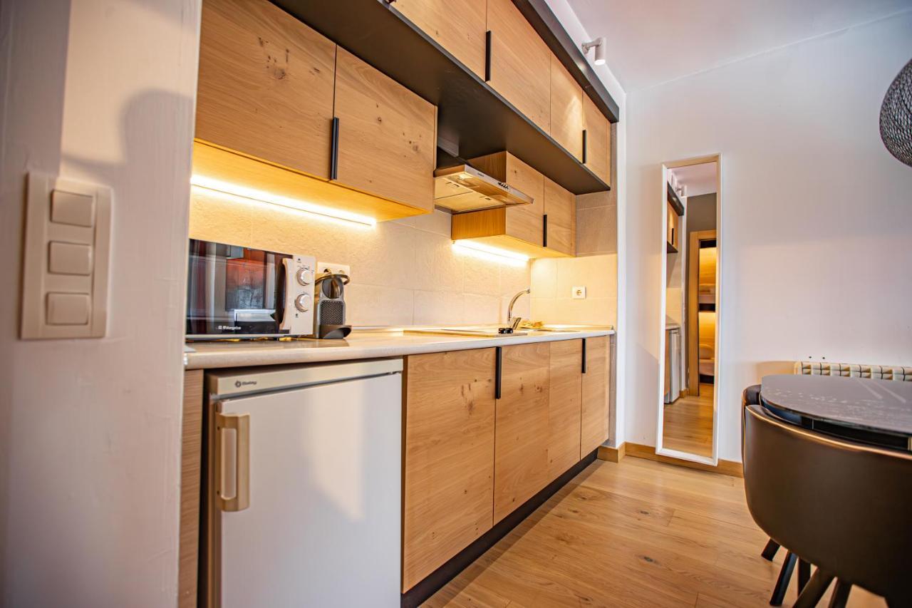 Holidays, Edificio Serraneu, Sierra Nevada 4 Personas Y Parking Екстериор снимка