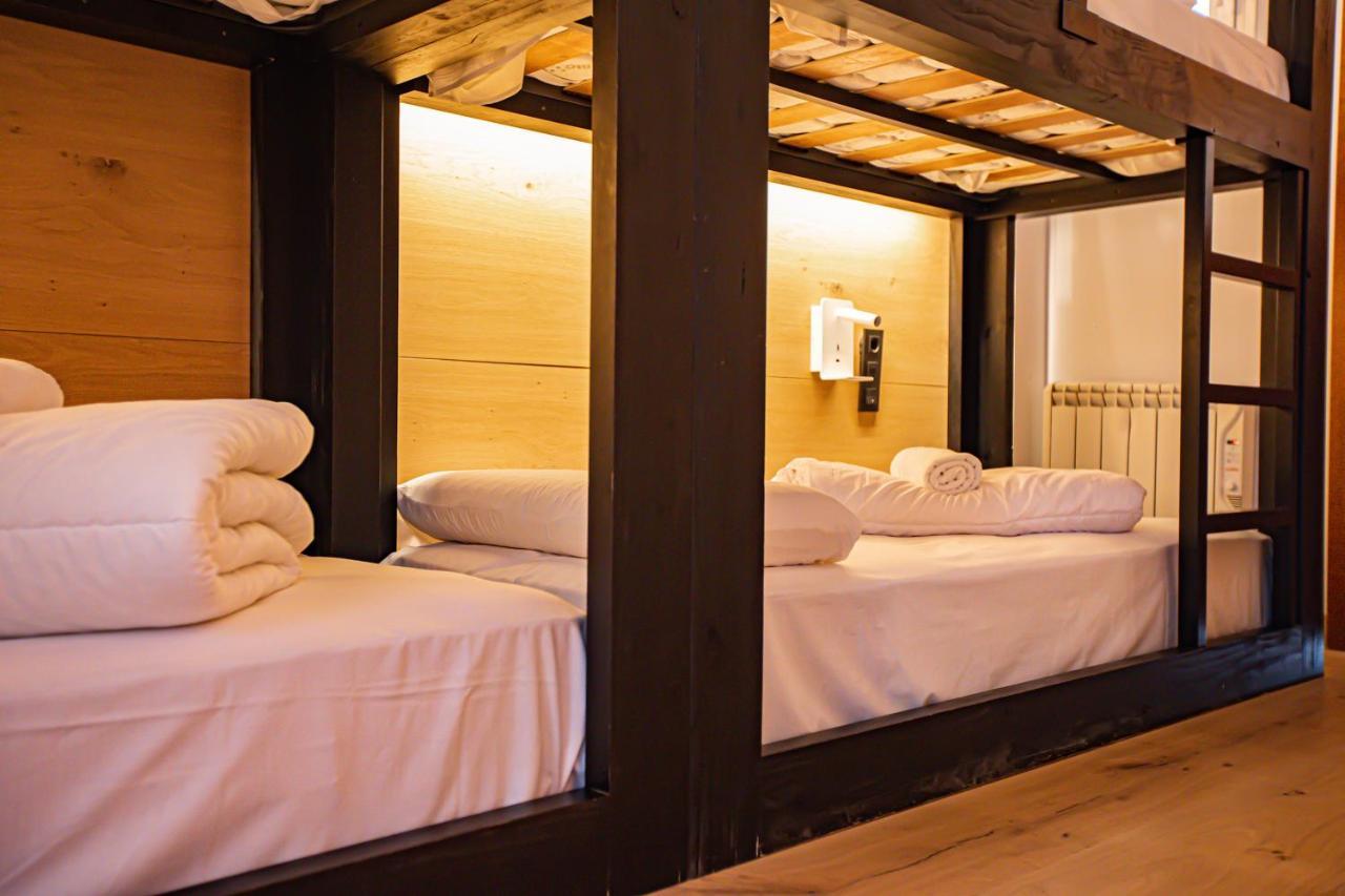 Holidays, Edificio Serraneu, Sierra Nevada 4 Personas Y Parking Екстериор снимка